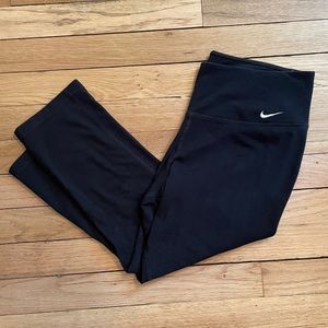 Nike Black Dri-Fit Capri Active Pants